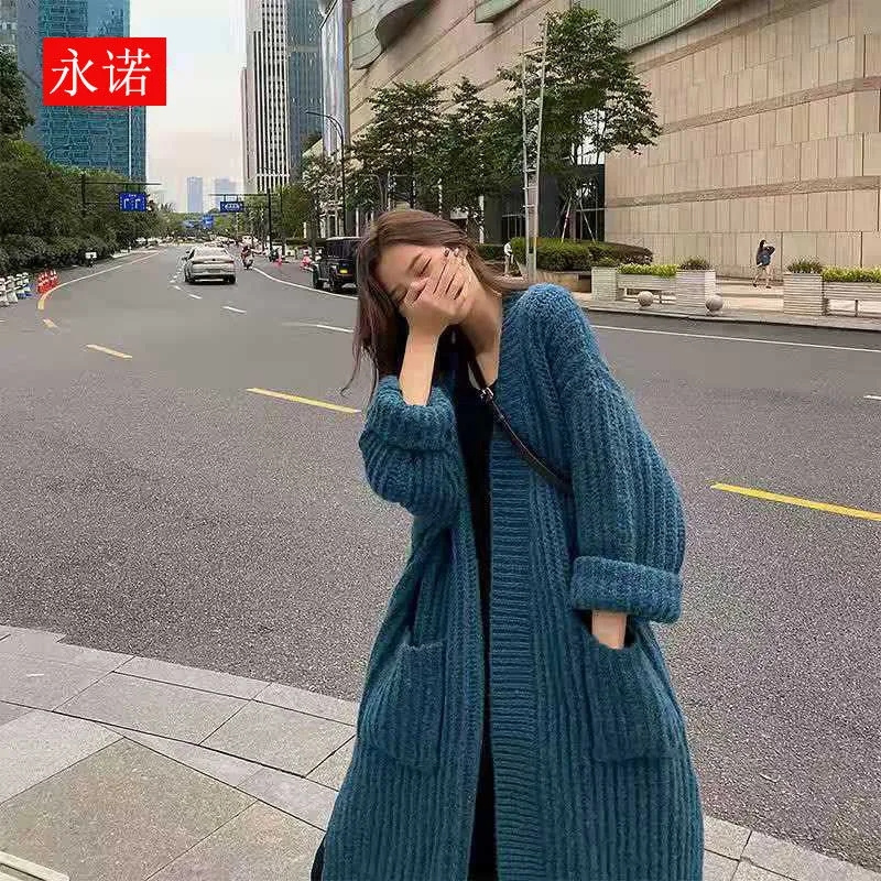 Свитер в ленивом стиле с пряжк – обзор и цена Winter Clothing Trends 2025 Women'S
