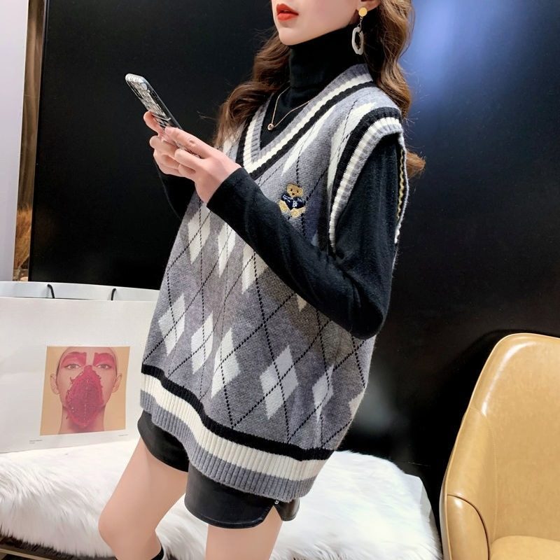Красные вязаные жилеты для жен – обзор и цена Winter Clothing Trends 2025 Women'S